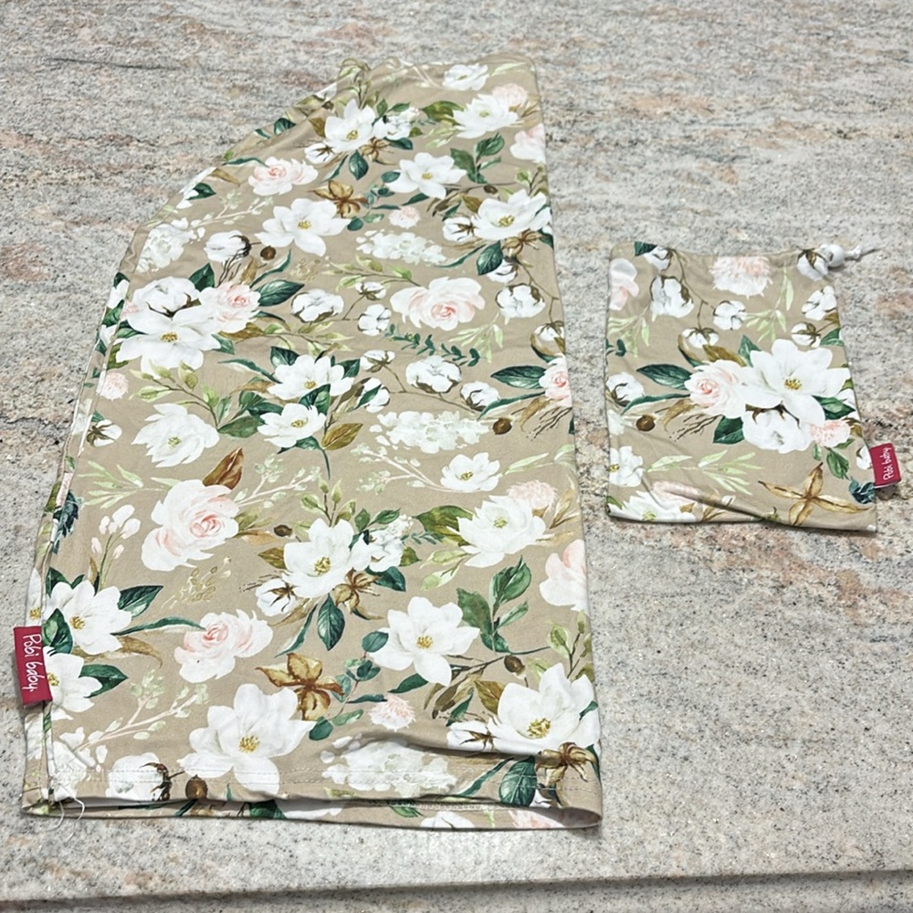 10/$30 Pobi Baby Multi-Use Cover